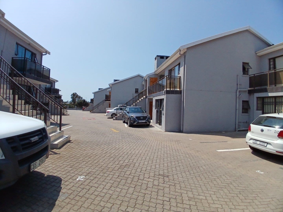 2 Bedroom Property for Sale in Hartenbos Central Western Cape